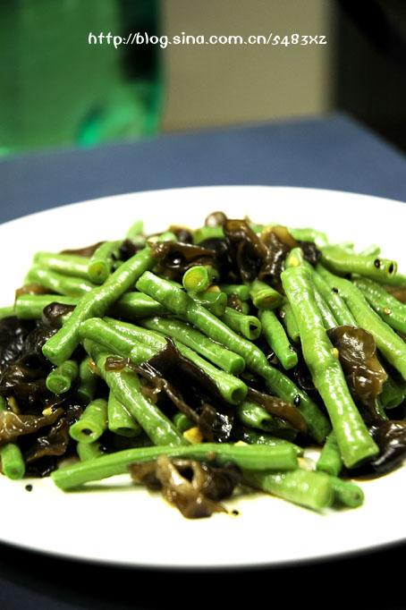 木耳豆角的做法(黑木耳拌豆角)